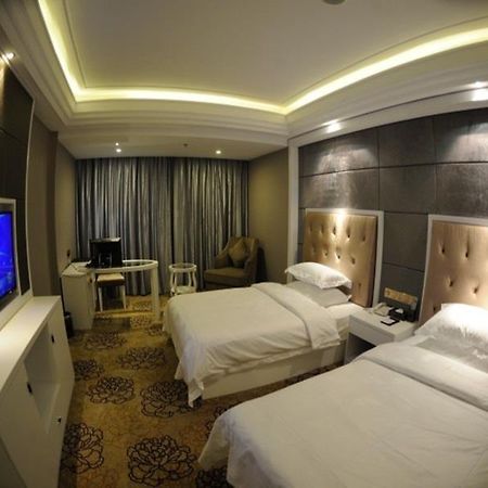 Yiwu Feiminuoke Hotel Exterior photo