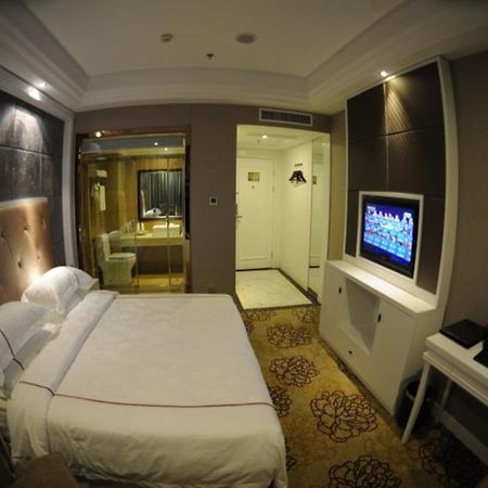 Yiwu Feiminuoke Hotel Exterior photo